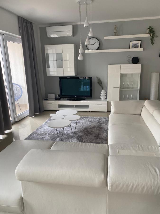 Apartment Bol A6 With Pool From 45 Eur Per Person Esterno foto