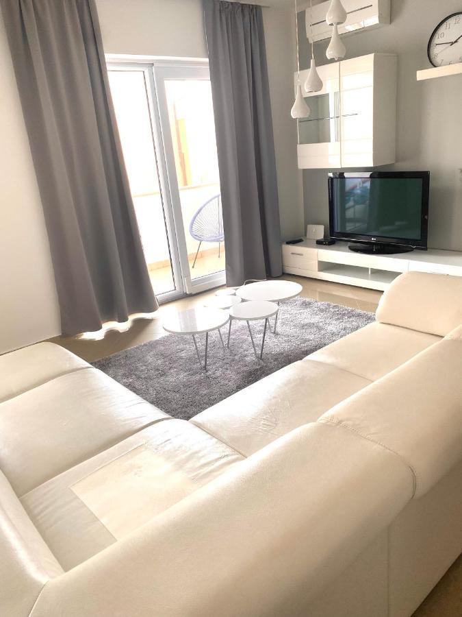 Apartment Bol A6 With Pool From 45 Eur Per Person Esterno foto
